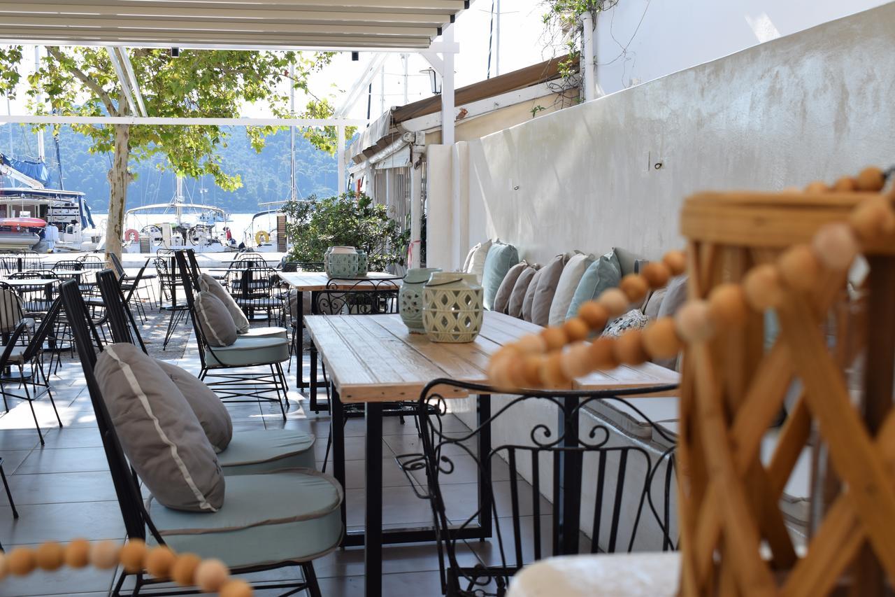 Meltemi Hotel Skiathos Town Exterior photo